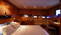 SEA COMET -  Forward Master Cabin